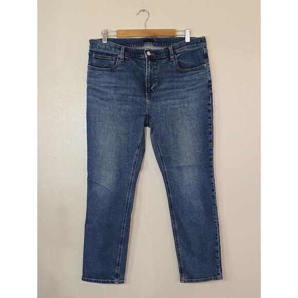 Uniqlo Stretch Slim Straight Jeans Womens Size 32 Medium Blue Wash Denim - Picture 1 of 8